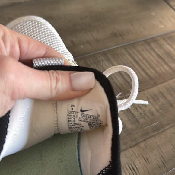 NIKE FREERUN  X  METCON - Picture 3 of 4